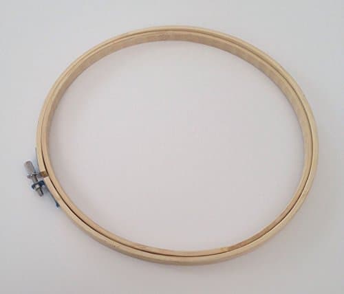 1Pcs Embroidery Hoop Round Ring Adjustable Hand Machine Medium Wood Imitation Embroidery Cross Stitch Hoop Sewing Quilting Plastic Hoop Wonderful for Adults Sewing Craft Tool (6")