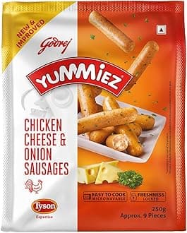 Godrej Yummiez Chicken Cheese and Onion Sausage Pouch, 250 g