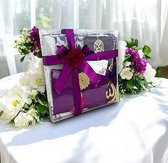 SAIKA Muslim Prayer Rug, 7 in One Gift Set, Prayer Mat Surah Book, Tasbeeh, Scarf, Surah Case, Bookmark, Car Mirror Hanger, Prayer Beads,Islamic Gift for Umrah, Hajj, Wedding, Janamaz (Purple)