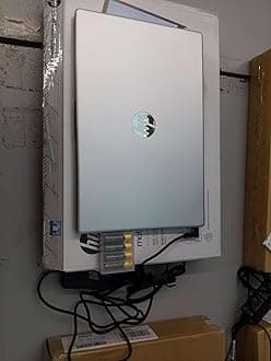 15.6" FHD Notebook Intel Core i5-1235U 8GB RAM 512GB SSD Natural Silver