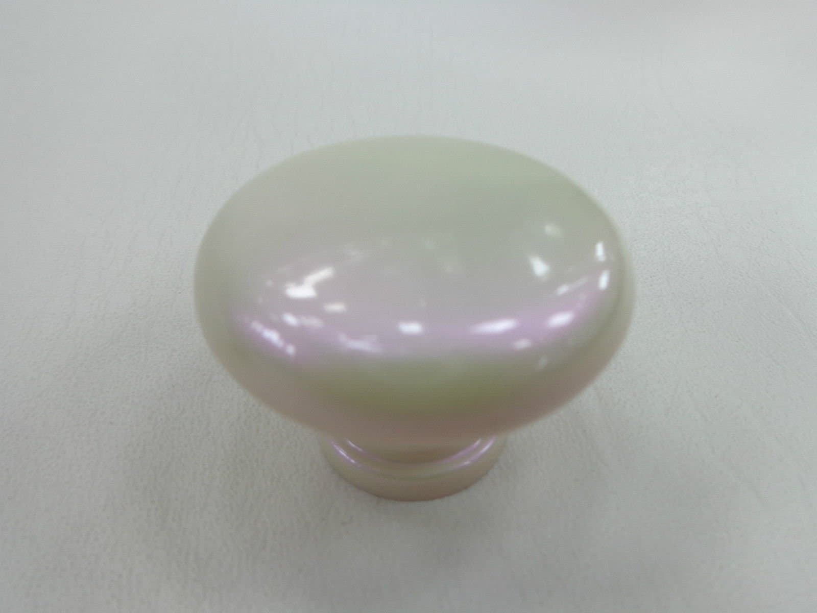 Siro Large Furniture Knobs Plastic Diameter 40 / Height 30 mm Pearl
