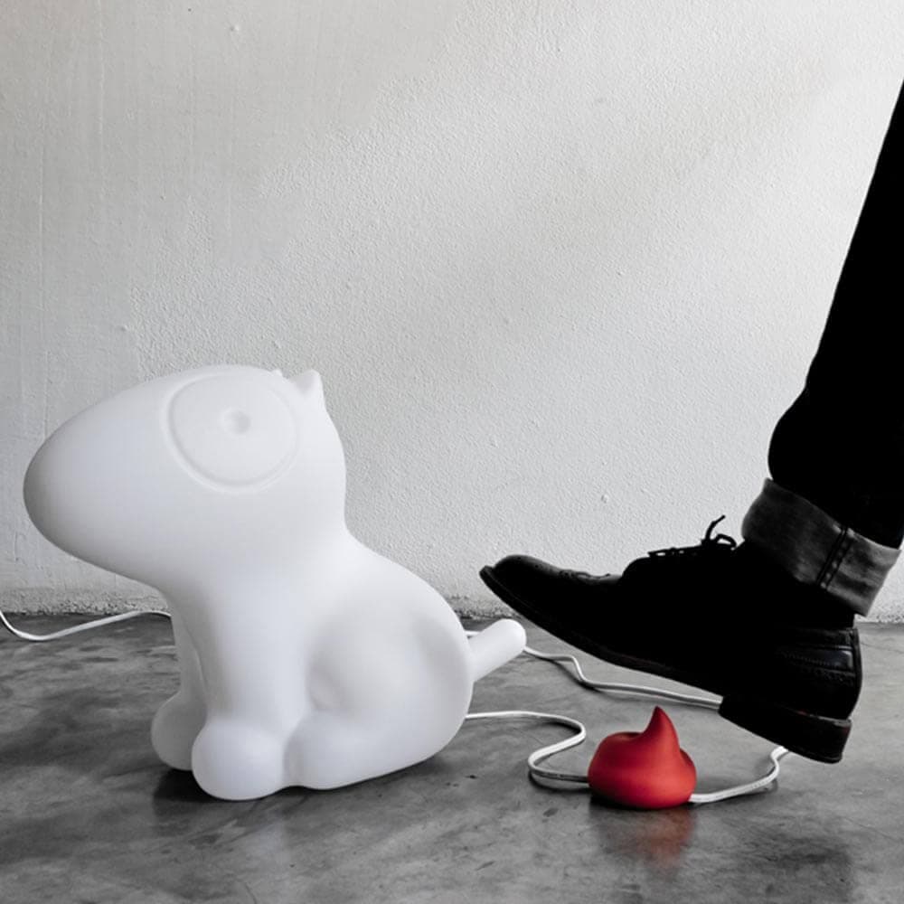 Propaganda Lamp-D. Dog Lamp with UK Plug, White